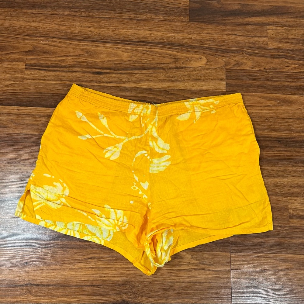 Yellow Androsia Made in the Bahamas shorts M - pls read below